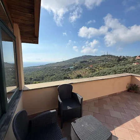 アパート La Terrazza Del Borgo Gorleri